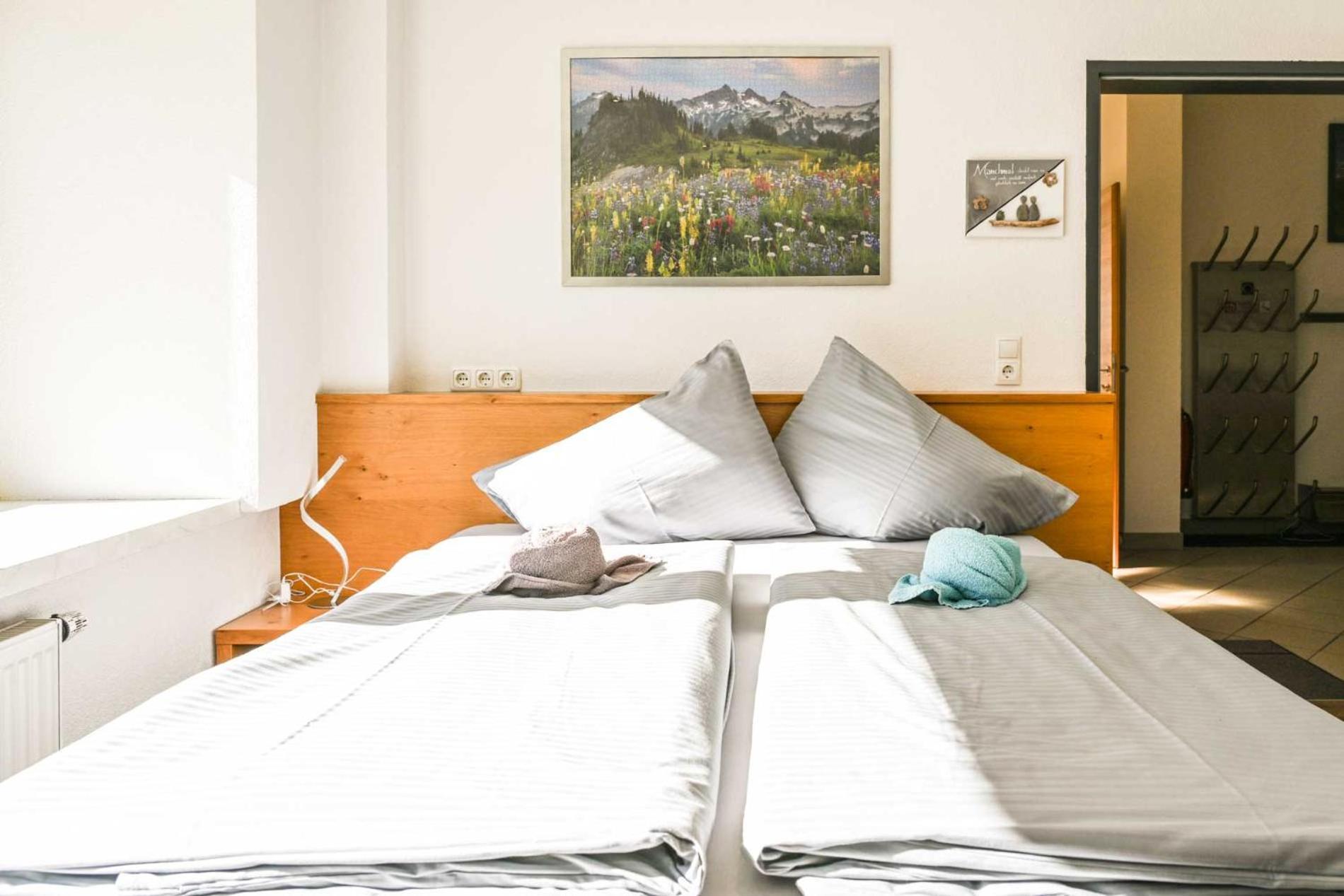 Appartements Schwarzer Adler Elbigenalp Eksteriør bilde